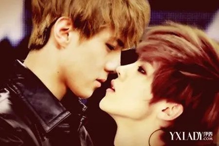 鹿晗和世勋接吻图片曝光引网友热议盘点5对当众激吻的男星