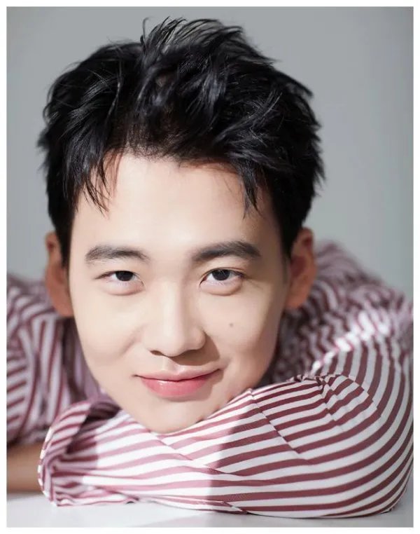 白敬亭说自己想加郭麒麟好友，郭麒麟是一个怎样的人？