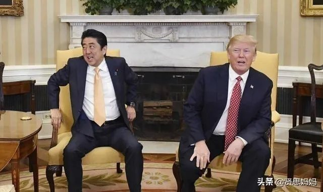 日本首相安倍辞职是福还是祸?