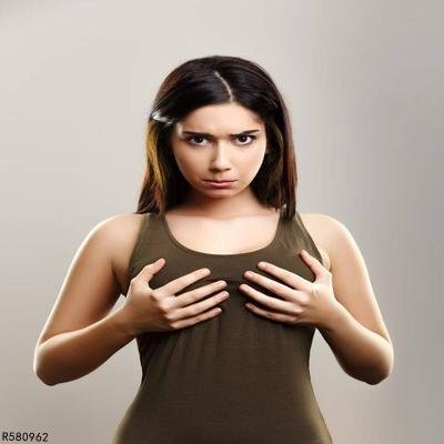 女人胸部小怎么变大