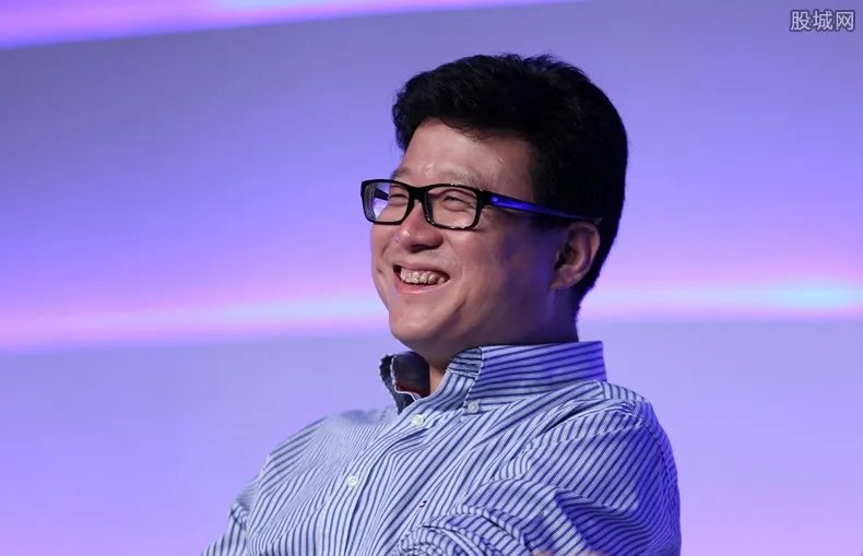 丁磊谈沉迷手机 孩子沉迷手机与父母有很大关系