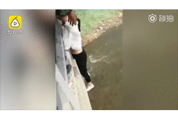 5元车费扔下70元什么情况：过程详情真相令人纷纷称赞