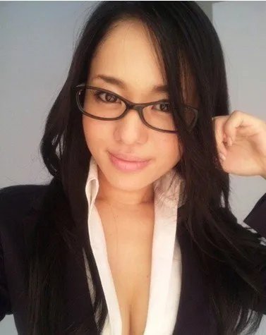 【图】苍井空人体图片大全 前凸后翘成就魔鬼身材