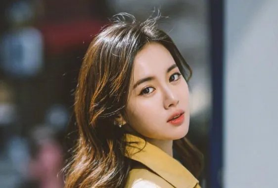 江铠同爸爸是干什么的？