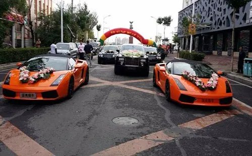 婚庆公司租车价格多少钱 租婚车注意事项有哪些