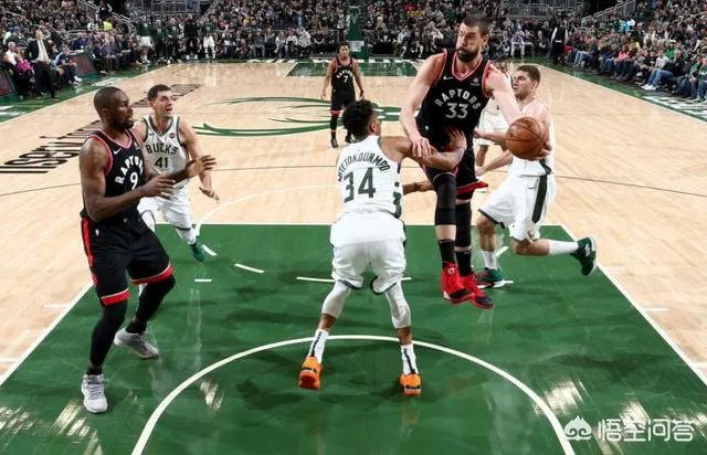 字母哥30分对飙卡哇伊31分，雄鹿大胜猛龙取得2：0领先，这轮系列赛还有悬念吗？