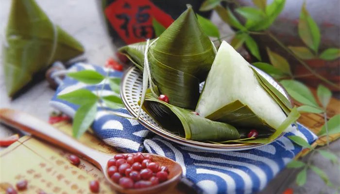 糯米一般泡多久 糯米泡多久可以煮