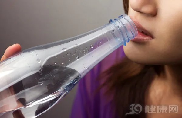 怎么能让自己有水