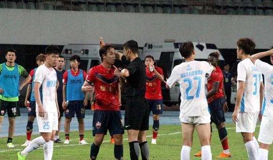 中甲赛红牌改判黄牌具体情况是什么?