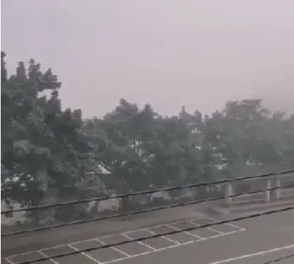 乐山五通桥发生异味浓雾，这是怎么回事？