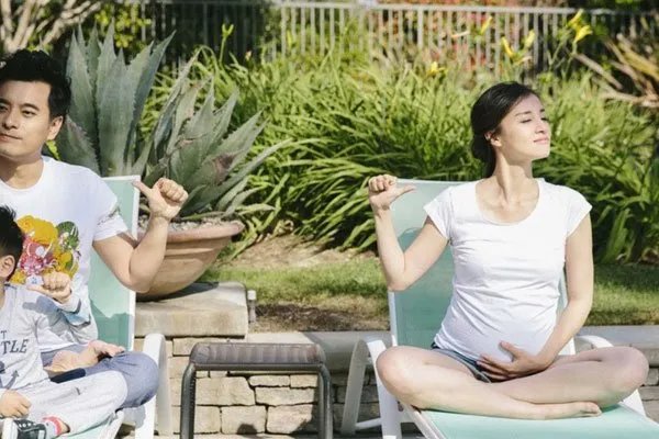 陈龙第一任妻子张远是谁 和现任妻子章龄之是二婚吗