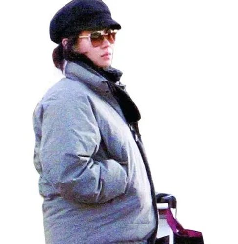 杨思琦大肚照曝光 老公吴帅陪伴左右