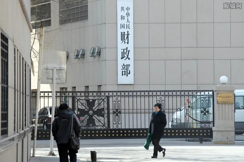 刘昆任财政部部长 刘昆曾被称为“四高干部”