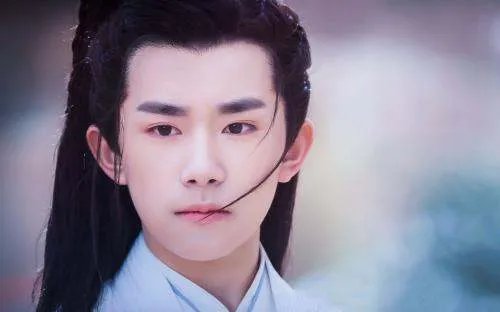 《这就是街舞》节目组向易烊千玺道歉了，你觉得这份道歉有诚意吗？