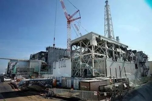 福岛核电站厂房上方发现严重污染，这是否存在一定的安全隐患？