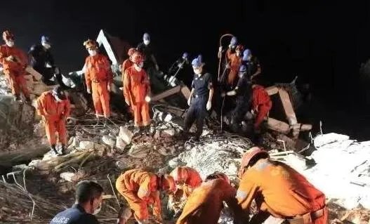 美国犹他州发生5.7级地震 数万人遭遇停电尚无人员伤亡