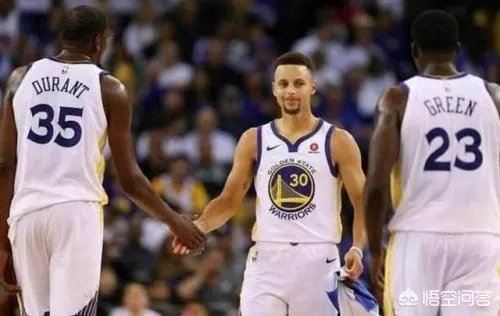 勇士败于雷霆后已经4连败了，这是怎么回事？你怎么看？