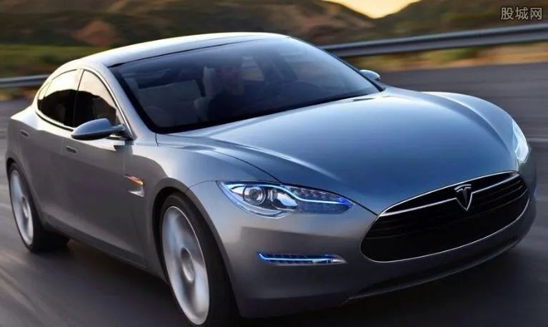 特斯拉召回轿车 轿车因什么问题遭到召回？