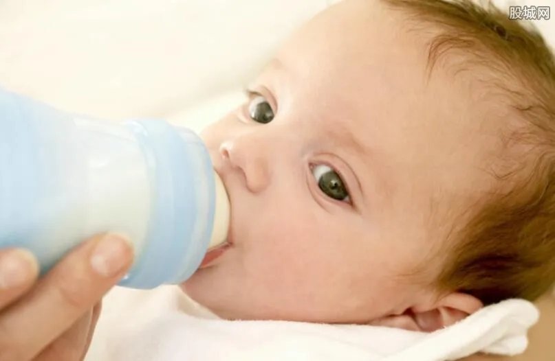 全面两孩元旦施行 36年独生子女政策将成历史