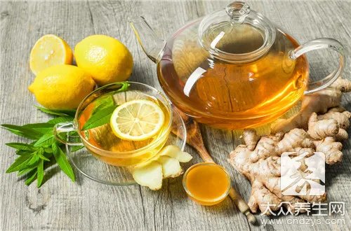 玻璃杯泡茶好吗？