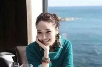 侯佩岑生了几个 侯佩岑目前知道的是生了两个