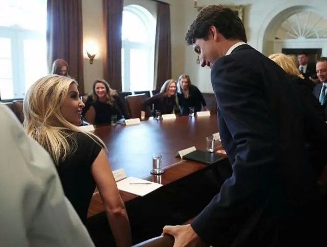 伊万卡入驻白宫是怎么回事？