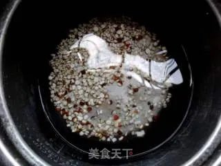 山药薏米芡实粥
