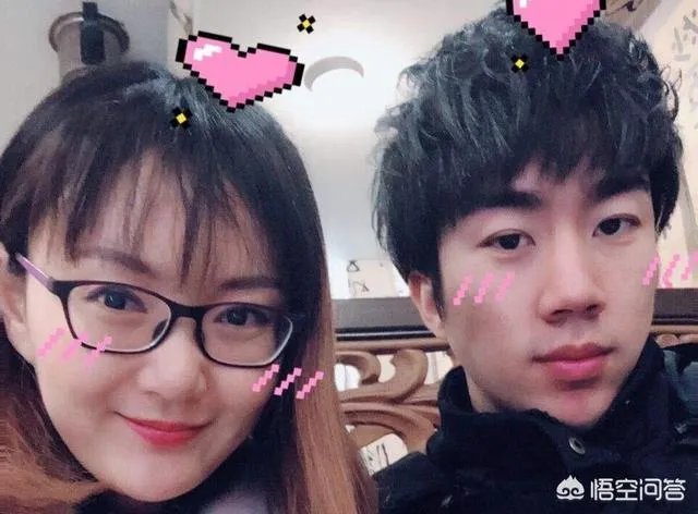 骚男离婚后开始放飞自我，频繁更新微博，当年那个老骚又回来了，你期待吗？