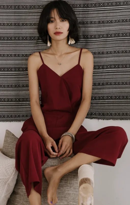 穿阔腿裤怎么搭配上衣?