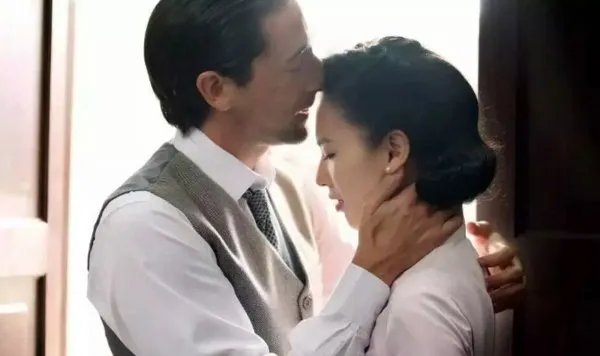 大轰炸电影骗局