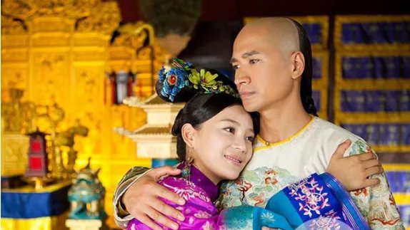 何晟铭老婆是谁？