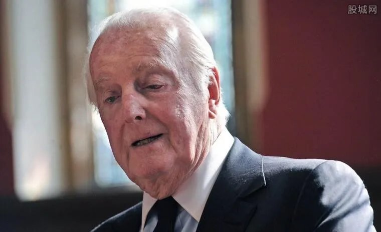 纪梵希创始人去世 他是怎么把艺术带进商业的？