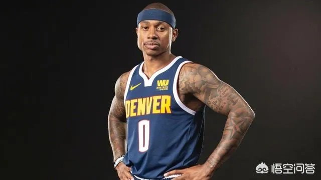 小托马斯替补登场，13分钟拿到8分2助攻，怎么评价他的这场赛季首秀？