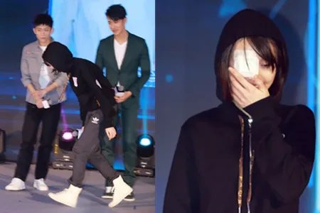 郑爽受伤后首亮相   敬业精神网友纷纷点赞