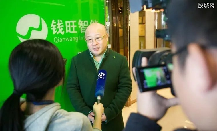 300亿大骗局崩塌 原来钱宝网是这样骗钱的