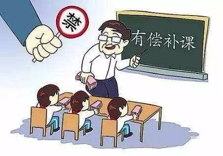 学生举报学校为何遭劝退？