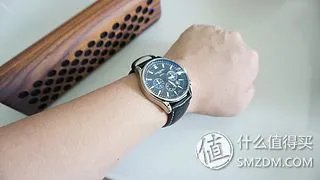低调内敛:奥巴马同款Jorg Gray JG6500 男士腕表