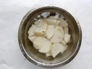 山药薏米芡实粥