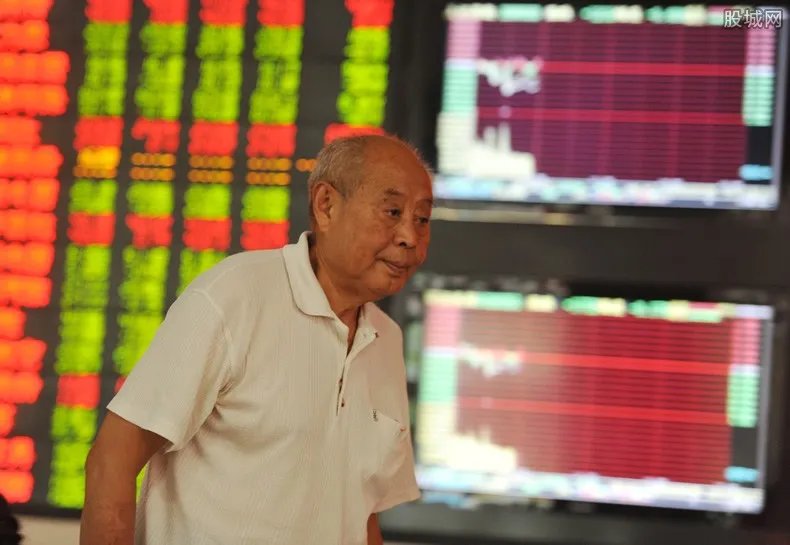 希努尔终止回购 说了一年的回购没有实施就终止了