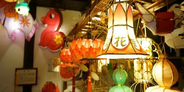 秀山花灯是在什么期间表演 秀山花灯的表演时间