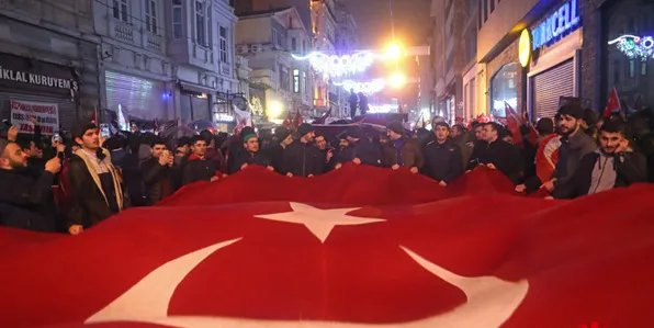 土耳其民众举行抗议活动是怎么回事?