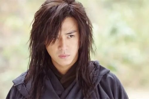 如何看待娱乐圈过度资本化