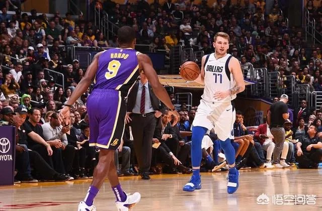 湖人114-113击败独行侠,詹姆斯终场前罚球绝杀,此役谁的表现最好?