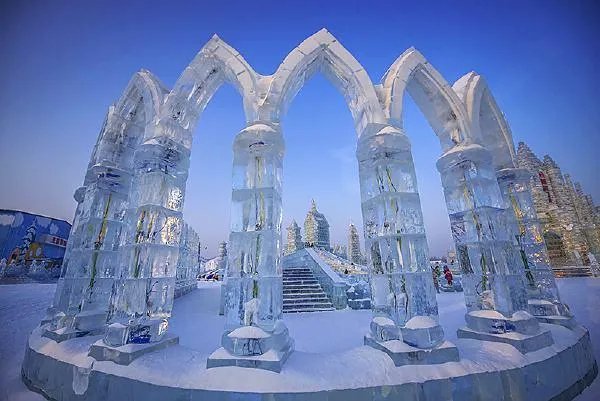哈尔滨的冰雪大世界值得去吗？