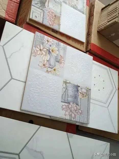 sk瓷砖和蒙娜丽莎那个好