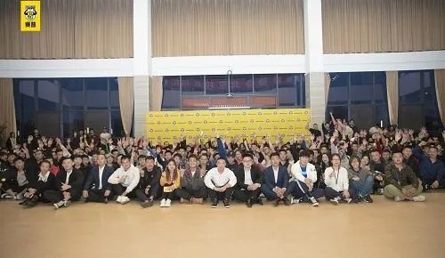 健身培训学费是多少呢？包吃住吗