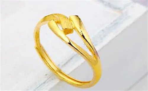 周大福黄金戒指价格多少 如何辨别黄金戒指真假