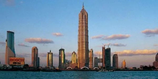 上海金茂大厦有多少层、多高