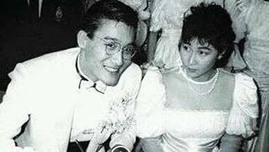 梁家辉妻子的旧照曝光了吗？