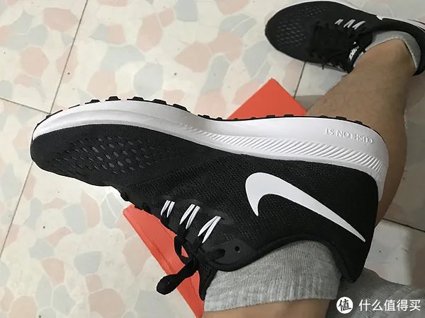 奔跑，就现在—NIKE 耐克 ZOOM WINFLO 4 跑鞋开箱